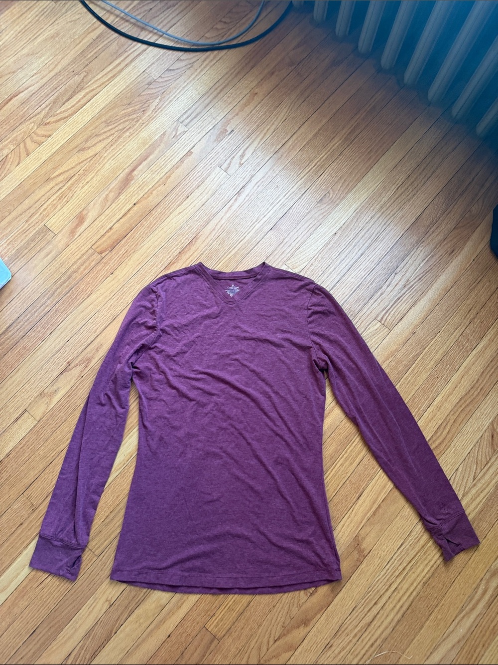 Cuddl Duds Heathered Plum/ maroon V-Neck Tee